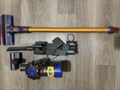ジャンク品Dyson V8 Fluffy Extra 本体 ダイソンのサムネイル
