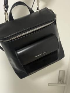 CHARLES & KEITH ブラックリュック 2025年最新】CHARLES & keith