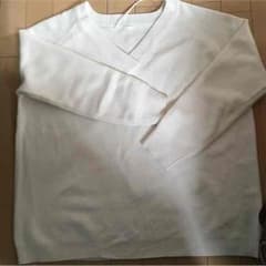 GU ミラノリブVネックセーター Mサイズのサムネイル