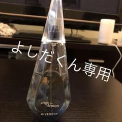 ジバンシー香水のサムネイル