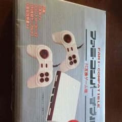 ファミコンパーチブル 本体のサムネイル