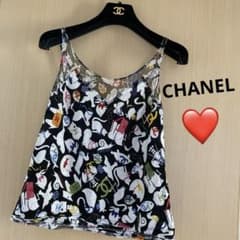 CHANEL キャミソール ブラック　アニマル　春　夏　カラフル　トップス CHANEL キャミソール ブラック アニマル 春 夏 カラフル トップス