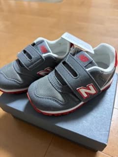 新品⭐︎ニューバランススニーカー⭐︎14cmのサムネイル