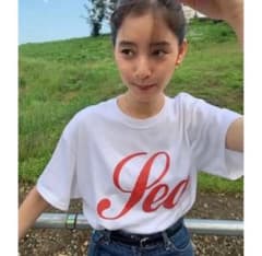 WIND AND SEA 赤 グリッター 新木優子 着用のサムネイル
