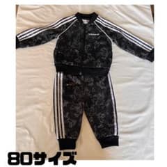 値下げ中！adidas Disney セットアップのサムネイル
