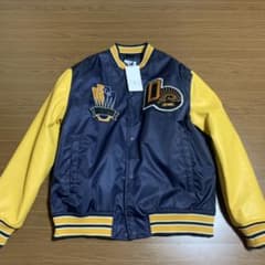 ZARAスタジャンのサムネイル