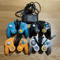 ゲームキューブコントローラーのサムネイル