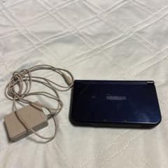 New Nintendo 3DS LL ネイビー 本体と充電器付きのサムネイル