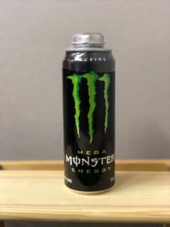 daisuke  様専用  モンスターエナジー   海外版のサムネイル