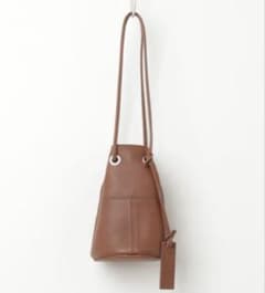 美品 マルコマージ MARCO MASI スムースミニ巾着バッグ レザー 茶色 