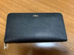 【新品未使用】フルラ　長財布のサムネイル