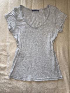Brandy Melville VネックTシャツ グレーのサムネイル