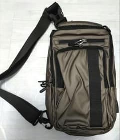 ボディバック ショルダーバック 肩掛け 多機能 撥水