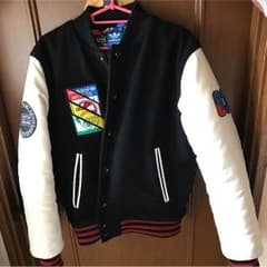 アディダスオリジナルス アウターのサムネイル