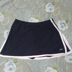 MINAMI様専用!! NIKE テニススコートのサムネイル