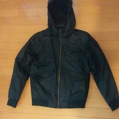 【SALE】VOLCOM ミリタリージャケット　Sサイズのサムネイル