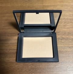 NARS ライトリフレクティングセッティングパウダー プレスト Nのサムネイル