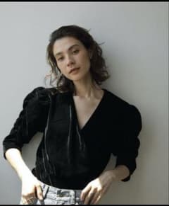 アンヌーク anuke Gather Velour Blouse - メルカリ