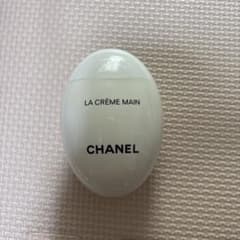 CHANEL LA CRÈME MAIN ハンドクリーム 50mlのサムネイル