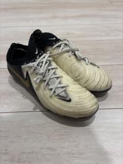 サッカースパイク 24のサムネイル