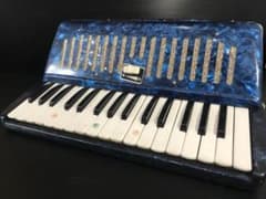 ヤマハ　アコーディオン　ブルー　T-32/YAMAHA　大道芸のサムネイル