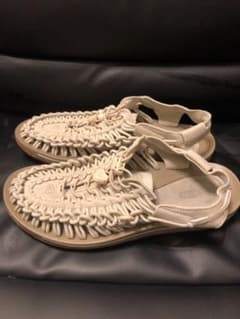 KEEN 編み込みサンダル 26.5cmのサムネイル