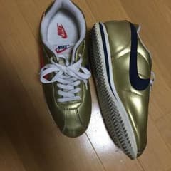 ナイキコルテッツ ゴールド27.5 限定のサムネイル