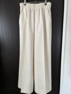 M7days オフホワイトパンツ