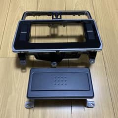 プラド 150系後期 純正ナビパネルのサムネイル