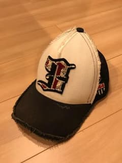 ヨシノリコタケ スパンコール キラキラ キャップのサムネイル