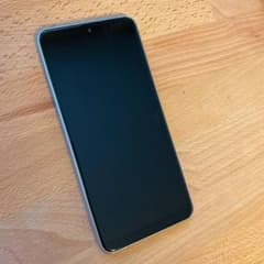 Galaxy A20 ホワイト 32 GB docomo SIMロック解除済みのサムネイル