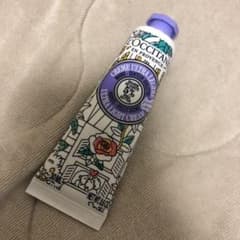 ロクシタン　スノーシアハンドクリームのサムネイル
