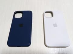 Apple iPhone 12 純正　シリコンケースのサムネイル