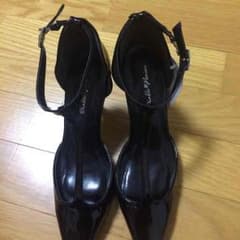 Tストラップパンプスのサムネイル