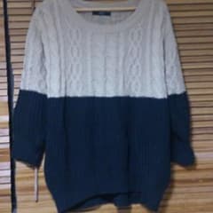 AZUL  ベージュ×ブラック ニットのサムネイル