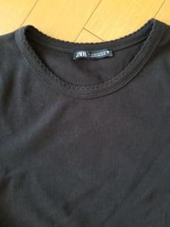 ZARA　Tシャツ2枚　黒、グレーのサムネイル