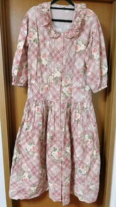 ピンクハウス花柄チェックワンピースのサムネイル