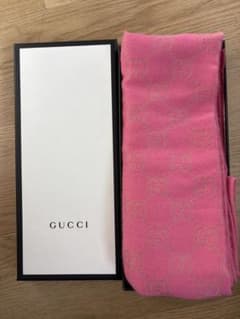 GUCCIのサムネイル