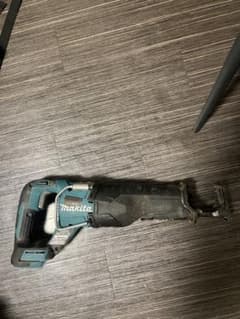 Makita バッテリー式ジグソーのサムネイル