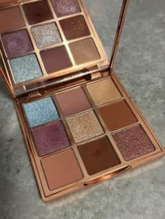 VENUS MARBLE 9色アイシャドウパレットのサムネイル