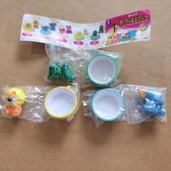 たべっ子どうぶつ ガチャガチャ ティータイムパーティーのサムネイル