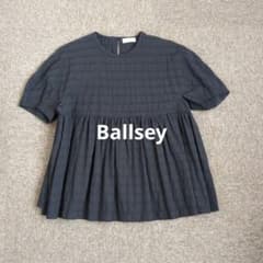 Ballsey 半袖 サッカーペプラムブラウス ブラック - メルカリ