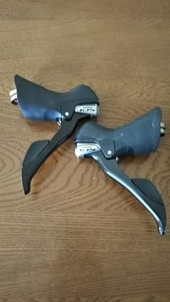 fumi23delさん専用  shimano 105 STIレバー 5800のサムネイル