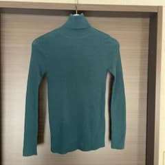 UNIQLO タートルネック リブニット 長袖 グリーンのサムネイル