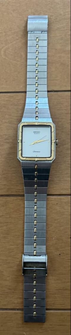 SEIKOクロノスクォーツ腕時計 シルバー/ゴールドのサムネイル