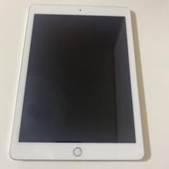 iPad 第5世代 Wifi 32GBのサムネイル