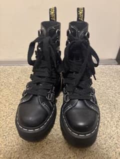 Dr. Martens JADON XLのサムネイル