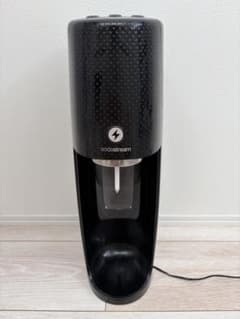 sodastream 炭酸水メーカー 本体 ブラック - メルカリ