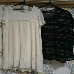 レースシフォン&黒トップスのサムネイル
