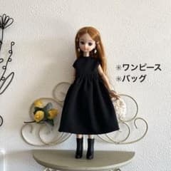 Thumbnail of 22㎝ドール服　2点セット　ワンピース　バッグ　ハンドメイド